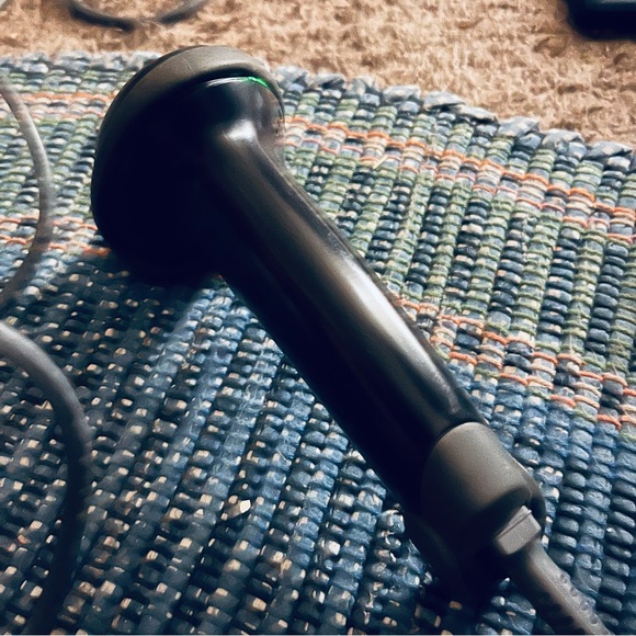 Handheld USB Laser Barcode Scanner - Picture 2 of 4